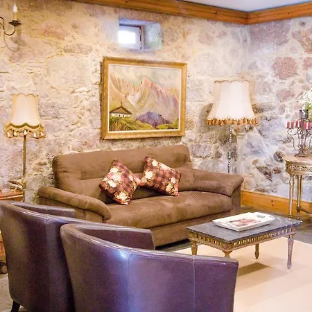 Casa De Chouselas