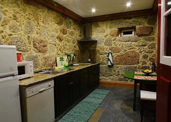 Casa De Chouselas Vilela (Braga)